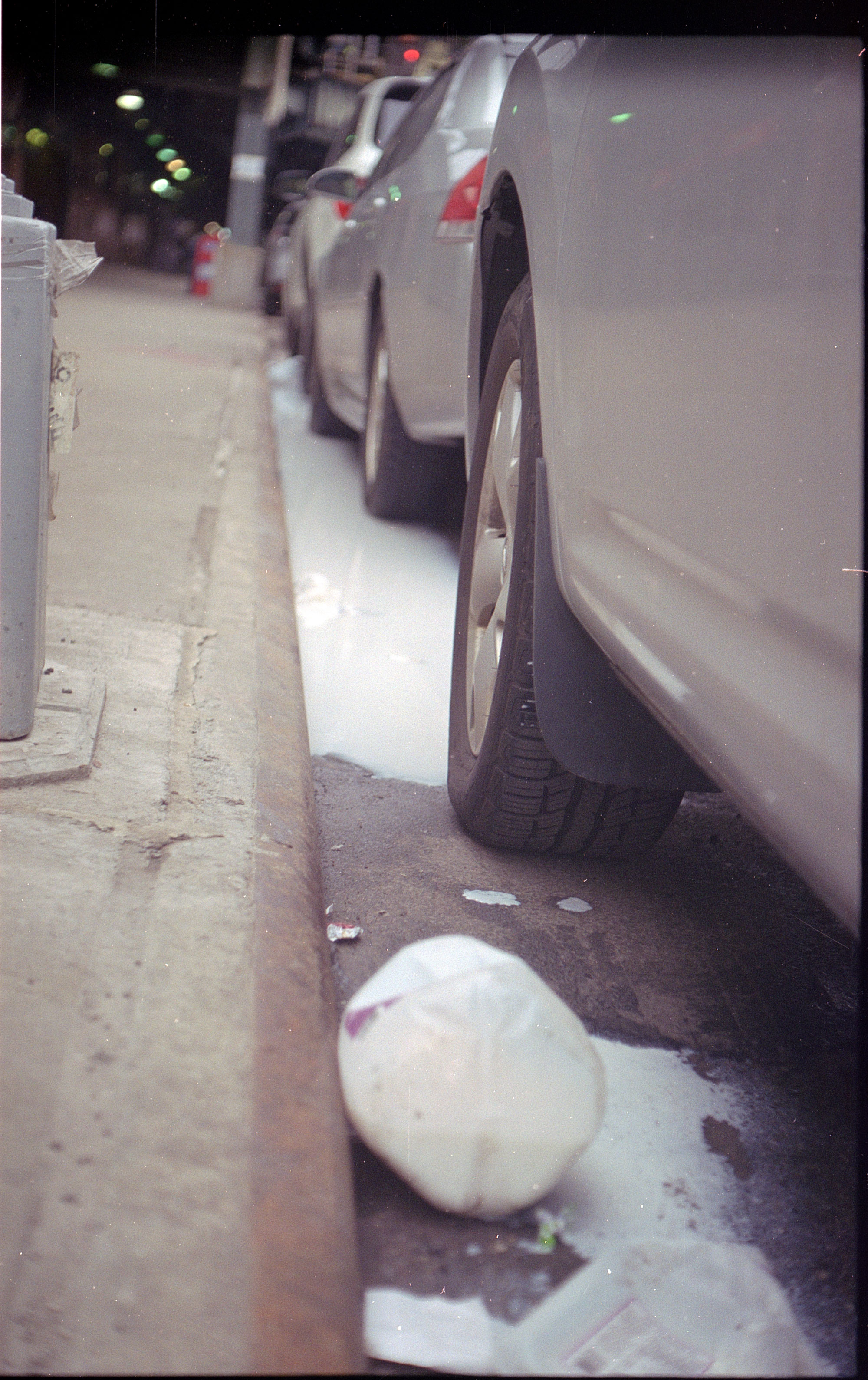 „milk cars“, 20x30cm, Fotografie, 2021